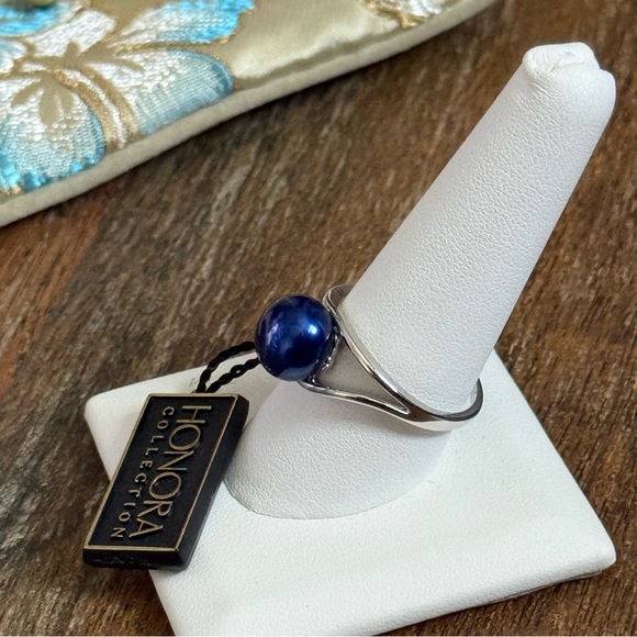 .925 Sterling Silver Cultured Pearl Ring - Picture 1 of 8